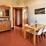 Am Schloss-park Biebrich Am Rhein ヴィースバーデン