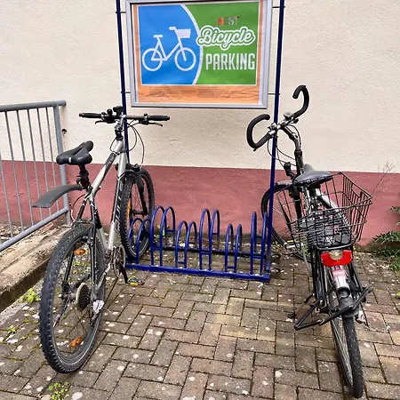 Am Schloss-park Biebrich Am Rhein Apartment