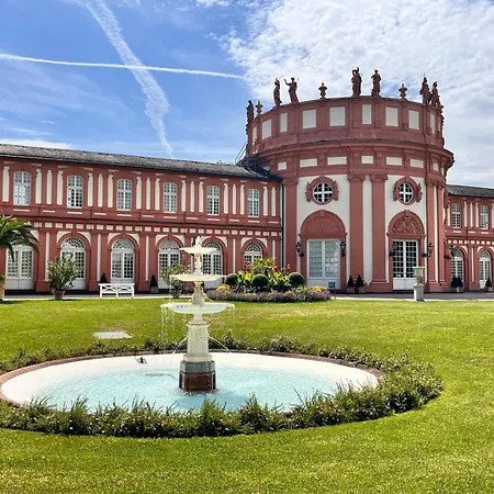 Am Schloss-park Biebrich Am Rhein