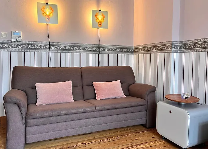 Apartment Am Schloss-park Biebrich Am Rhein Wiesbaden