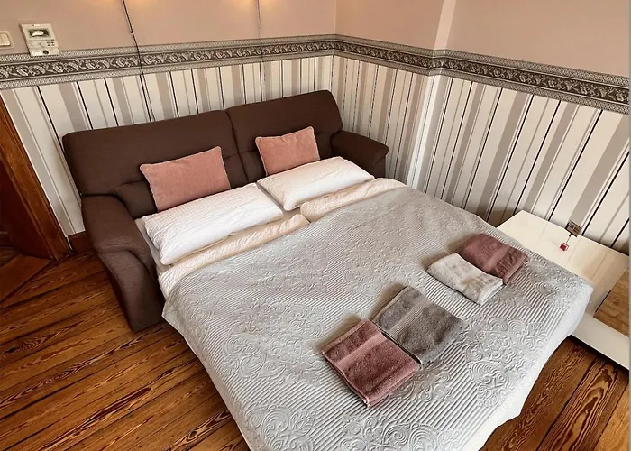 Am Schloss-park Biebrich Am Rhein